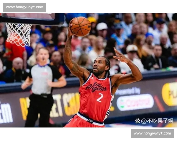 雄鹿对阵步行者强强碰撞东部格局走向成焦点之战季后赛前哨夜引爆全场